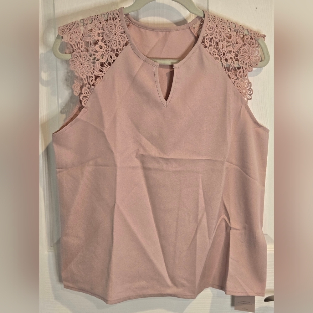 Emery Rose Ladies Top